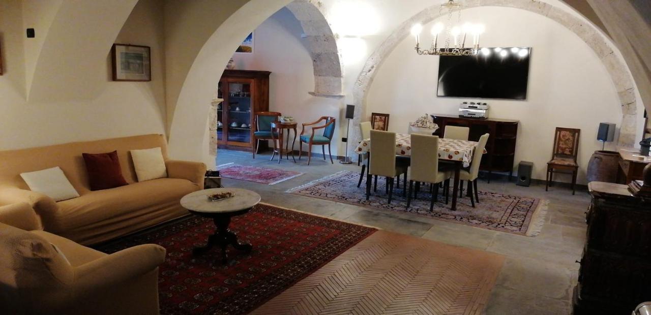 Il Palazzotto Hotel Isernia Buitenkant foto