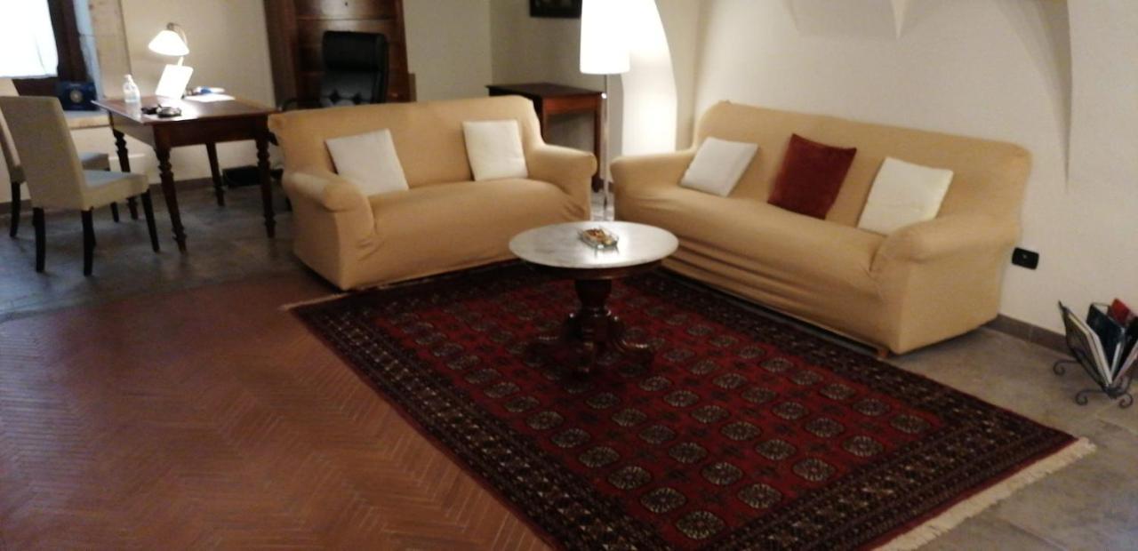Il Palazzotto Hotel Isernia Buitenkant foto