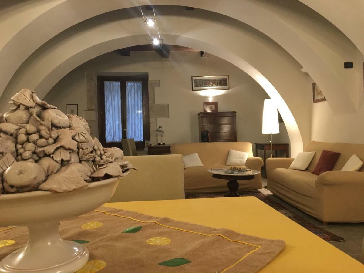 Il Palazzotto Hotel Isernia Buitenkant foto